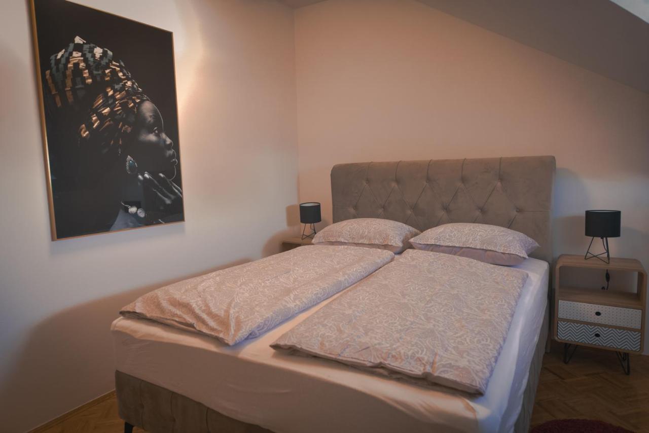 Ferienwohnung Mila Apartman Ðakovo Exterior foto